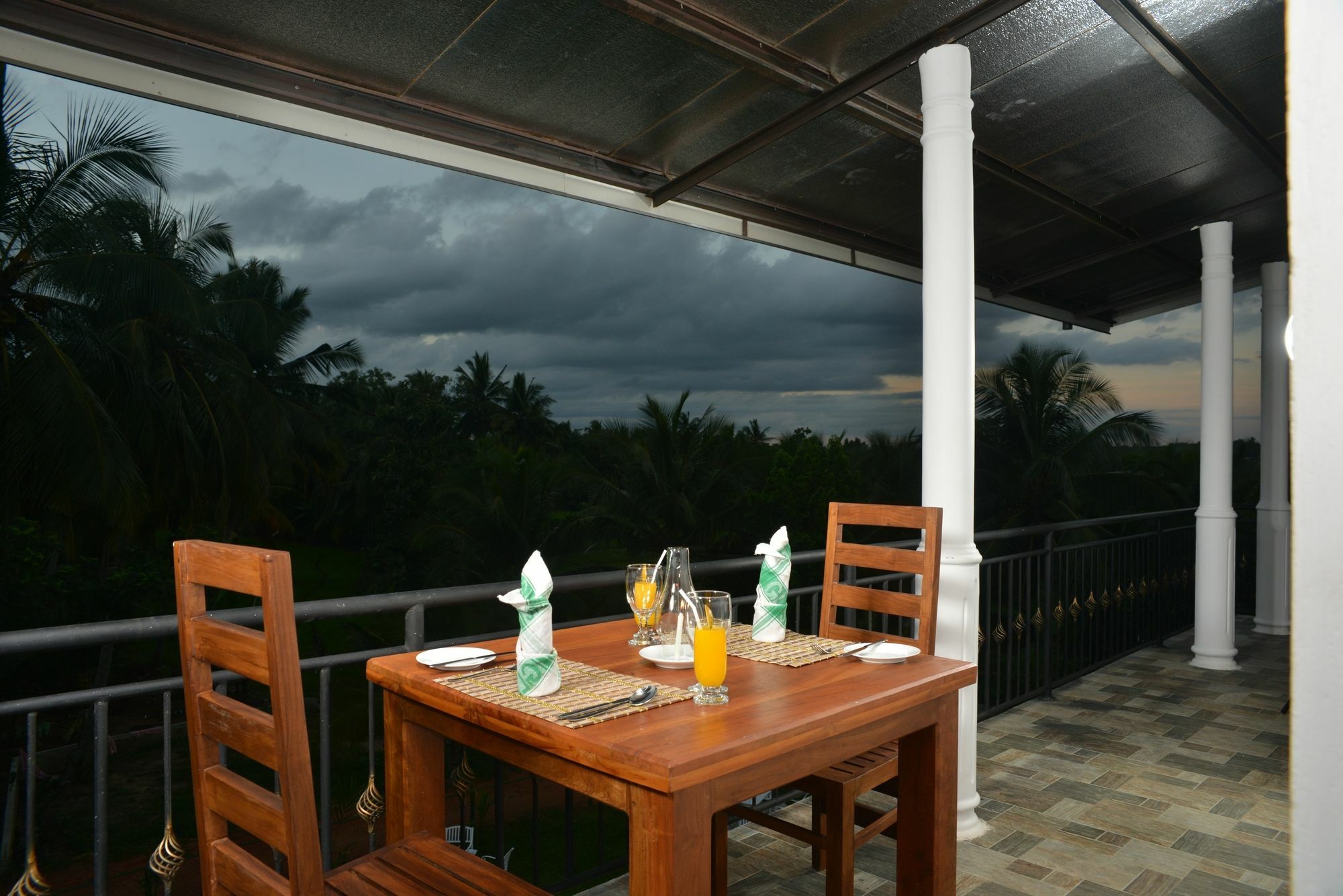 Rajarata Family Resort Anuradhapura Eksteriør billede